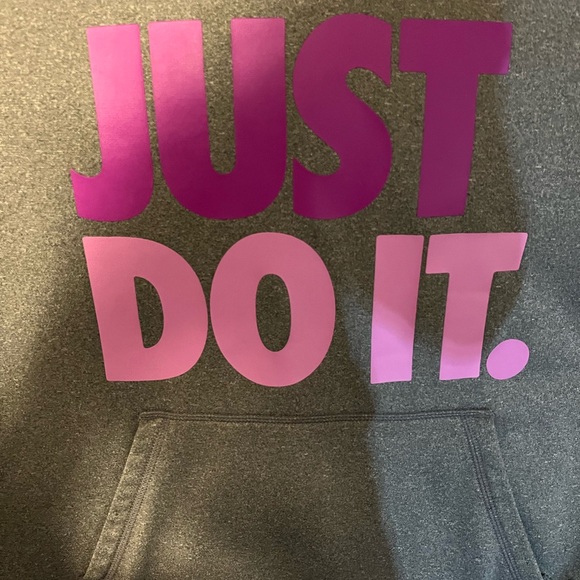 EUC CUTE WOMENS ONE OF A MOMS NIKE DRI FIT SIZE SMALL - Picture 6 of 6